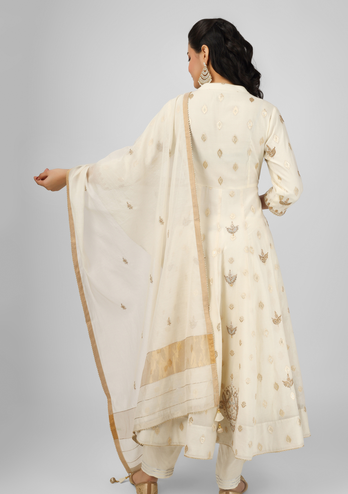 Anarkali Set Ivory Embroidered Chanderi Kalidar Kurta